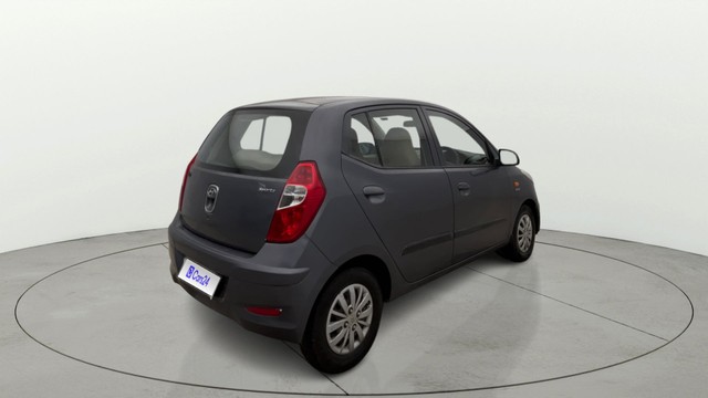 Hyundai i10 Sportz 1.1L Second-hand 2016 Hyundai i10 Sportz 1.1L for sale in Ghaziabad-2