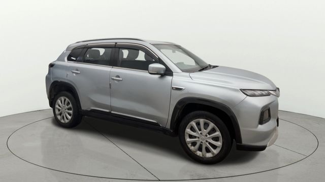 Second-hand 2024 Maruti Suzuki Grand Vitara Delta AT for sale in Ghaziabad