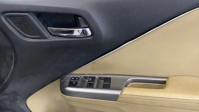 Second-hand 2015 Honda City i VTEC CVT VX for sale in New Delhi-17