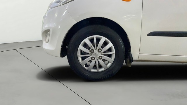 Second-hand 2016 Hyundai i10 Sportz 1.1L for sale in Chandigarh-25