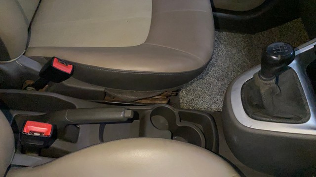 Second-hand 2016 Hyundai i10 Sportz 1.1L for sale in Chandigarh-13