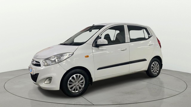 Second-hand 2016 Hyundai i10 Sportz 1.1L for sale in Chandigarh-6