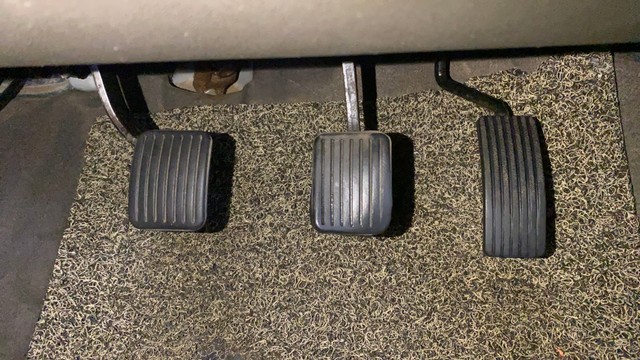 Second-hand 2016 Hyundai i10 Sportz 1.1L for sale in Chandigarh-14