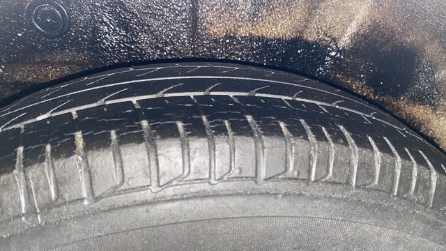 Second-hand 2016 Hyundai i10 Sportz 1.1L for sale in Chandigarh-29