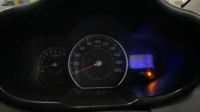 Second-hand 2016 Hyundai i10 Sportz 1.1L for sale in Chandigarh-11