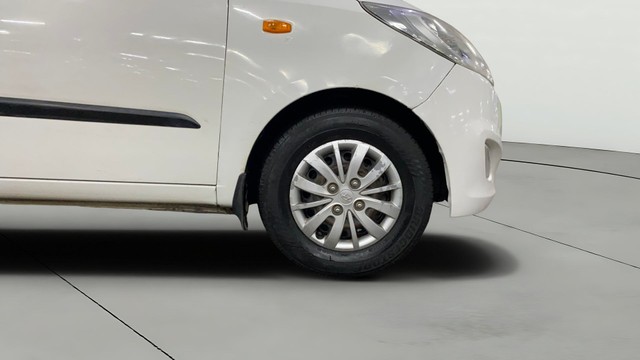 Second-hand 2016 Hyundai i10 Sportz 1.1L for sale in Chandigarh-23