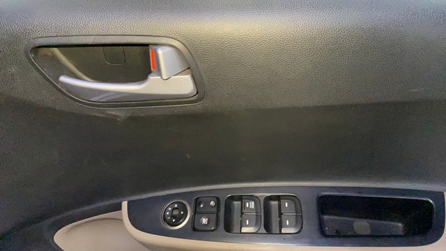 Second-hand 2017 Hyundai Grand i10 1.2 Kappa Sportz BSIV for sale in Chandigarh-17