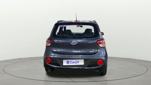 Second-hand 2017 Hyundai Grand i10 1.2 Kappa Sportz BSIV for sale in Chandigarh-3