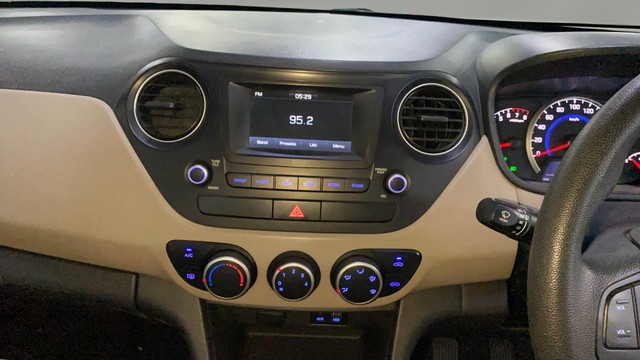 Second-hand 2017 Hyundai Grand i10 1.2 Kappa Sportz BSIV for sale in Chandigarh-22