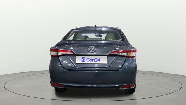 Second-hand 2018 Toyota Yaris G BSIV for sale in Chandigarh-3