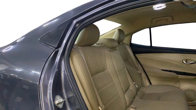 Second-hand 2018 Toyota Yaris G BSIV for sale in Chandigarh-16