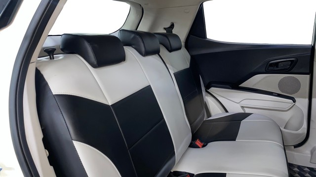 Second-hand 2021 Mahindra XUV300 W6 AMT Diesel BSVI for sale in Chandigarh-16