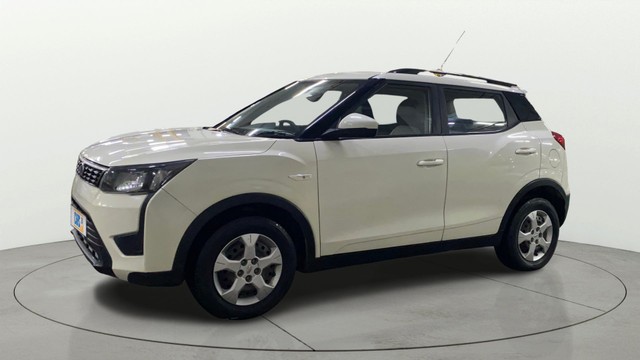 Second-hand 2021 Mahindra XUV300 W6 AMT Diesel BSVI for sale in Chandigarh-6