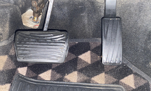 Second-hand 2021 Mahindra XUV300 W6 AMT Diesel BSVI for sale in Chandigarh-14