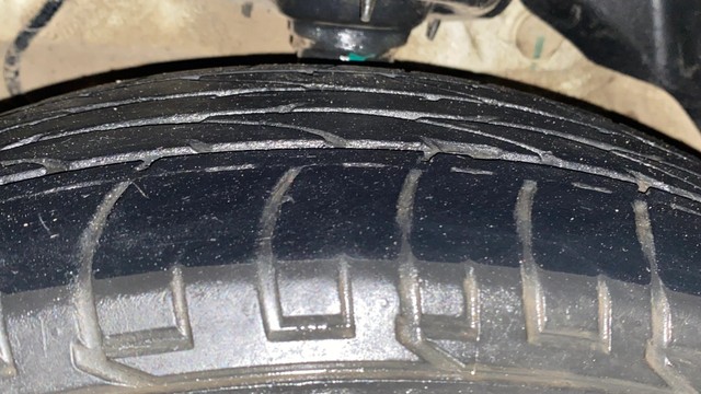 Second-hand 2021 Mahindra XUV300 W6 AMT Diesel BSVI for sale in Chandigarh-30