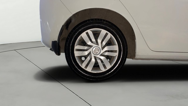 Second-hand 2018 Honda Jazz 1.5 SV i DTEC for sale in Howrah-24