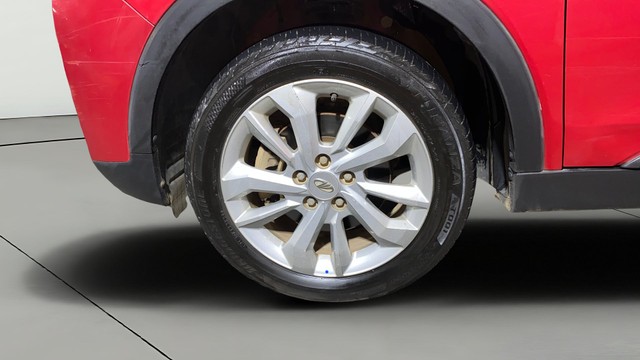 Second-hand 2022 Mahindra XUV300 W8 BSVI for sale in Howrah-26