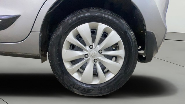 Second-hand 2017 Maruti Suzuki Baleno 1.3 Delta for sale in Indore-26