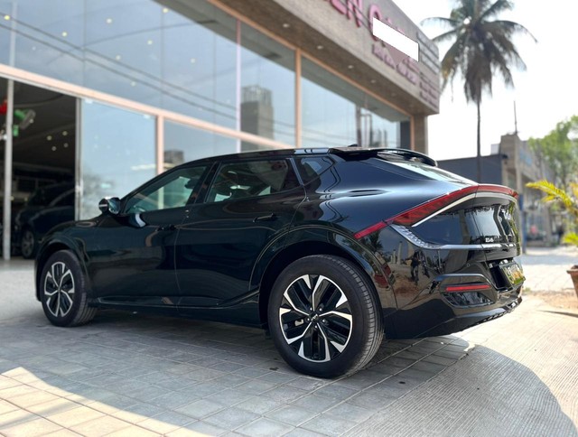 Second-hand 2022 Kia EV6 GT line AWD for sale in Bangalore-6