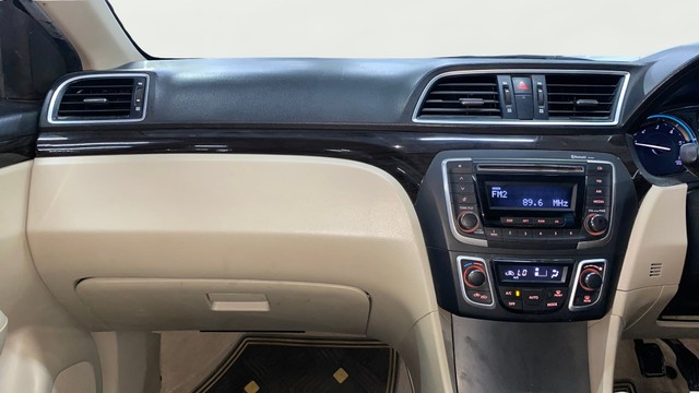 Second-hand 2018 Maruti Suzuki Ciaz Delta Diesel for sale in Indore-11