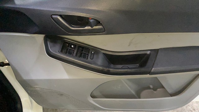 Second-hand 2023 Tata Tiago XT CNG for sale in Chandigarh-17