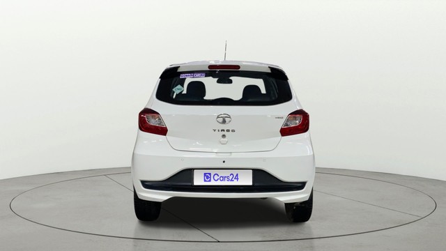 Second-hand 2023 Tata Tiago XT CNG for sale in Chandigarh-3