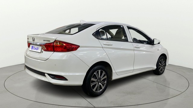 Second-hand 2019 Honda City i-VTEC SV for sale in Chandigarh-2