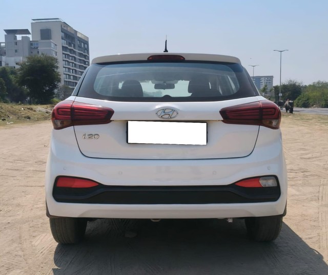 Second-hand 2019 Hyundai i20 Magna Plus BSIV for sale in Vadodara-2