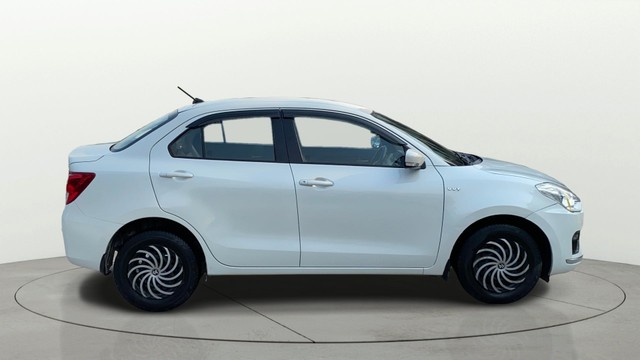 Second-hand 2018 Maruti Suzuki Swift Dzire AMT VXI for sale in Vadodara-1