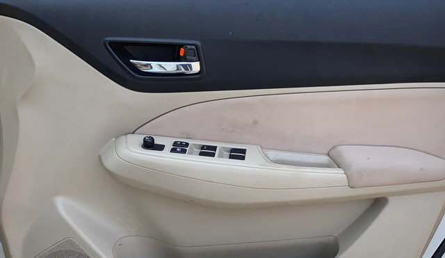 Second-hand 2018 Maruti Suzuki Swift Dzire AMT VXI for sale in Vadodara-17