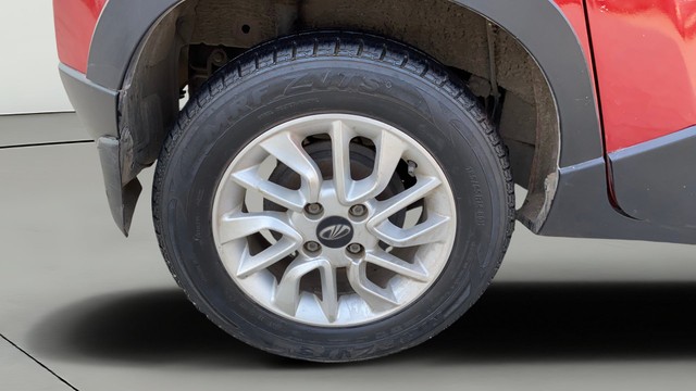 Second-hand 2017 Mahindra KUV 100 mFALCON D75 K8 for sale in Vadodara-24