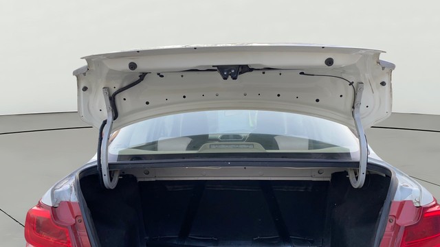 Second-hand 2019 Maruti Suzuki Swift Dzire VXI 1.2 for sale in Vadodara-20