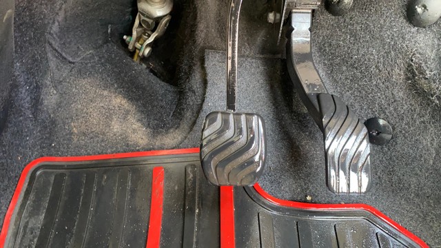 Second-hand 2022 Renault Triber RXZ EASY-R AMT BSVI for sale in Vadodara-14