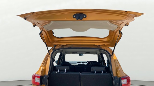 Second-hand 2022 Renault Triber RXZ EASY-R AMT BSVI for sale in Vadodara-20