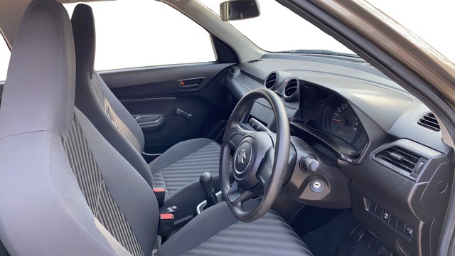 Maruti Suzuki Swift LXI Second-hand 2022 Maruti Suzuki Swift LXI for sale in Vadodara-15