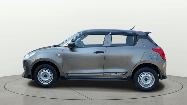 Maruti Suzuki Swift LXI Second-hand 2022 Maruti Suzuki Swift LXI for sale in Vadodara-5