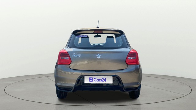 Maruti Suzuki Swift LXI Second-hand 2022 Maruti Suzuki Swift LXI for sale in Vadodara-3