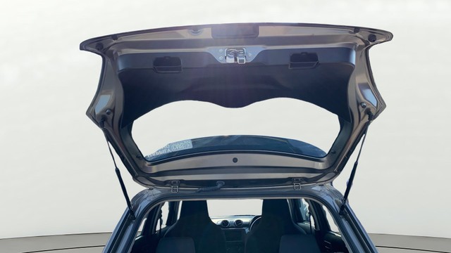 Maruti Suzuki Swift LXI Second-hand 2022 Maruti Suzuki Swift LXI for sale in Vadodara-20