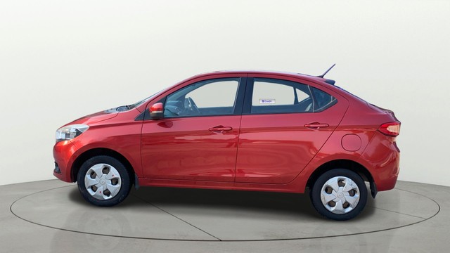 Second-hand 2018 Tata Tigor 1.2 Revotron XT for sale in Vadodara-5