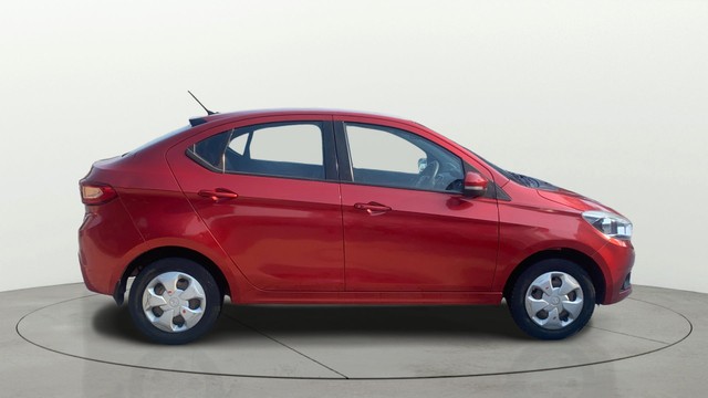 Second-hand 2018 Tata Tigor 1.2 Revotron XT for sale in Vadodara-1