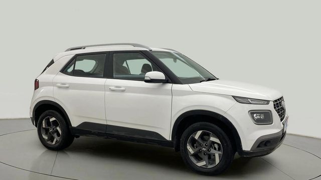 Second-hand 2020 Hyundai Venue SX Opt Diesel for sale in Vadodara