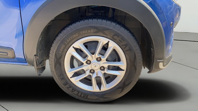 Second-hand 2019 Renault Triber RXL BSIV for sale in Vadodara-23