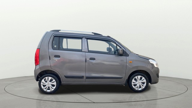 Second-hand 2017 Maruti Suzuki Wagon R AMT VXI for sale in Patna-1