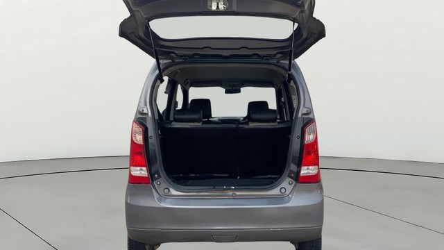 Second-hand 2017 Maruti Suzuki Wagon R AMT VXI for sale in Patna-20