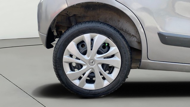 Second-hand 2017 Maruti Suzuki Wagon R AMT VXI for sale in Patna-24