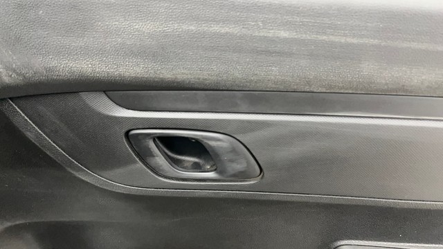 Second-hand 2024 Renault KWID 1.0 RXL Opt for sale in Ghaziabad-17