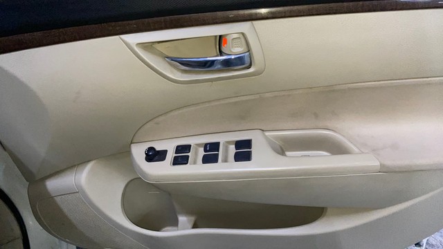 Maruti Suzuki Swift Dzire VDI Second-hand 2014 Maruti Suzuki Swift Dzire VDI for sale in Chandigarh-17