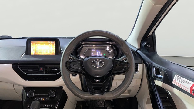 Second-hand 2021 Tata Nexon XZA Plus AMT BSVI for sale in Indore-12