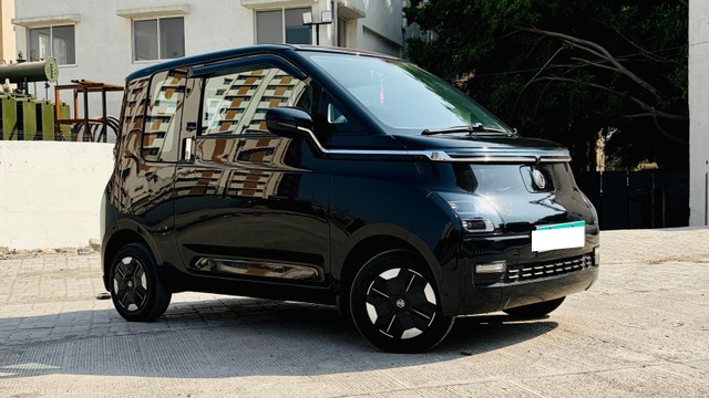 Second-hand 2023 MG Comet EV Play for sale in Pune-20