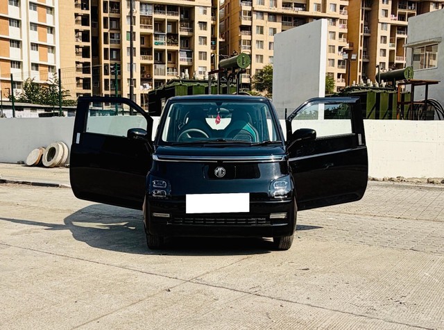 Second-hand 2023 MG Comet EV Play for sale in Pune-15